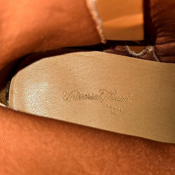 Universal Thread 8 Brown Women's Chelsea Ankle Boots 2 Inch High Heel Shoe - Picture 6 of 9